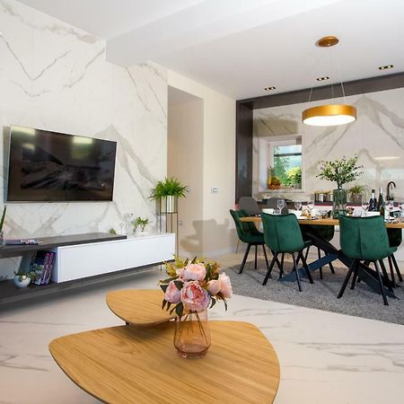 Apartmani Paklenica Noa Starigrad Paklenica Eksteriør billede